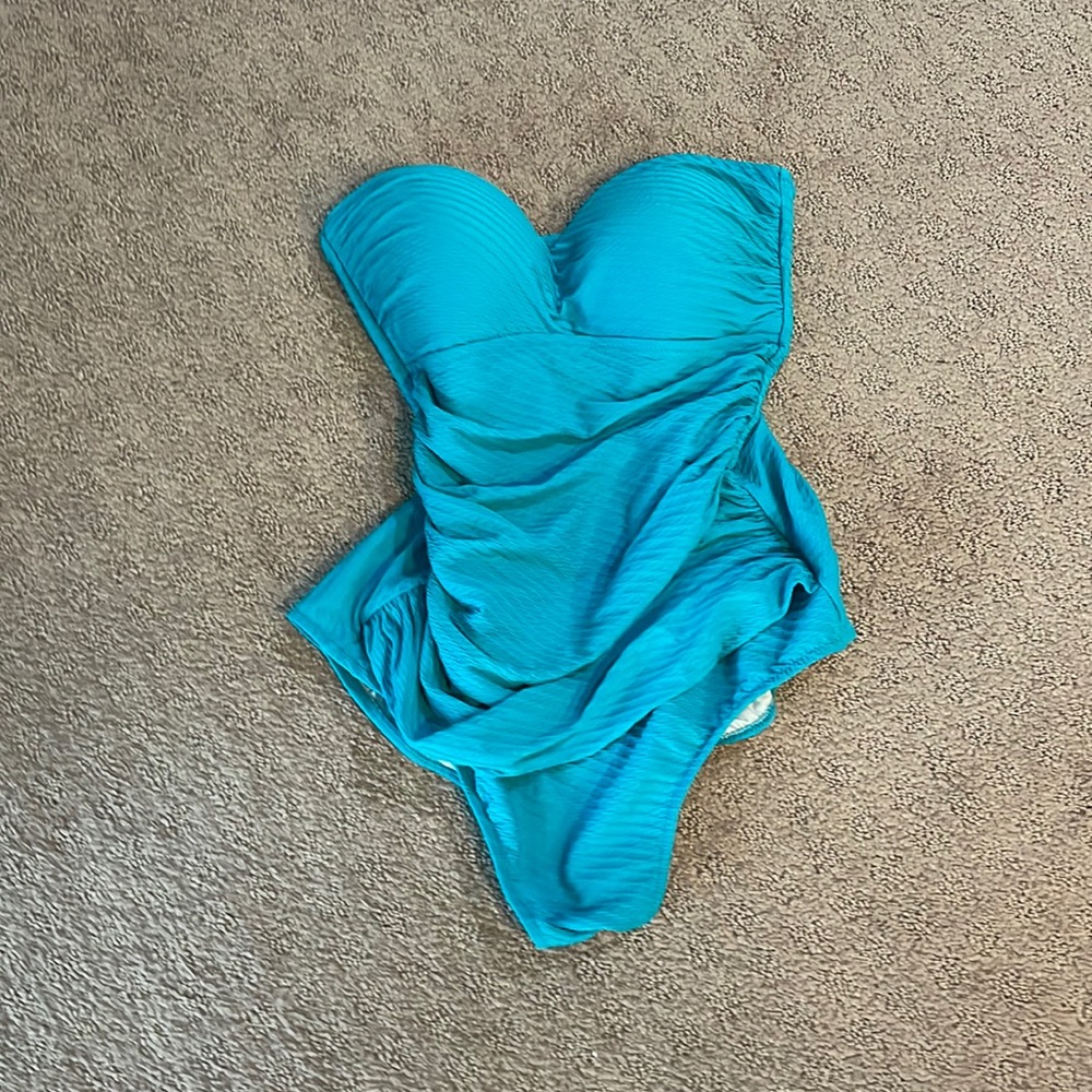 Profile by Gottex Teal size 8 one piece bathing suit